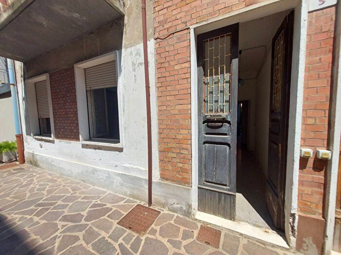 Casa trilocale in vendita in Via Guglielmo Pepe, Pantano, Pesaro