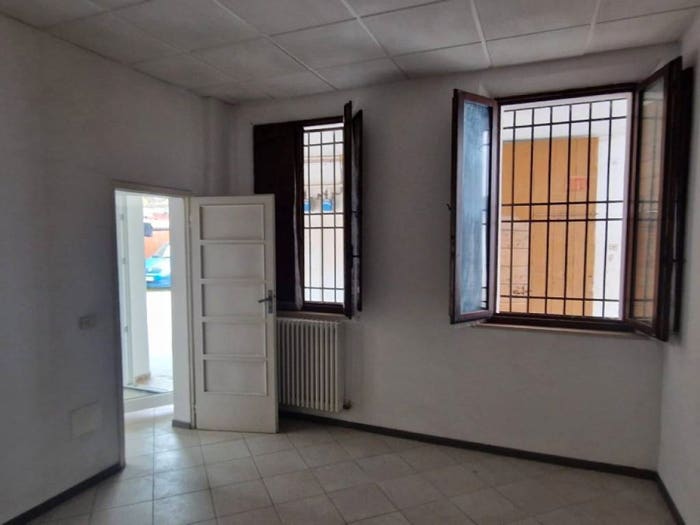 Appartamento bilocale in vendita in Viale Giosuè Carducci, Centro Storico, Cesena