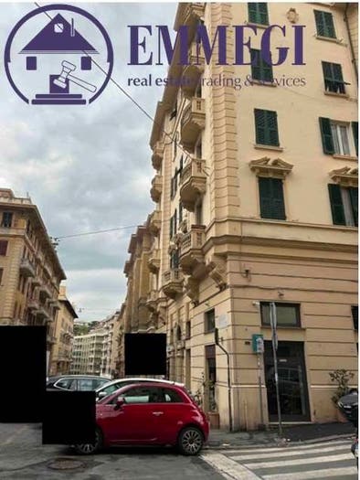 Appartamento con 5 locali in vendita in Via Giovanni Tortiva, San Fruttuoso, Genova