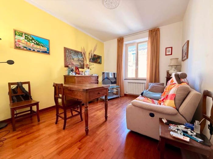Appartamento quadrilocale in vendita in Via Trebisonda, Foce, Genova