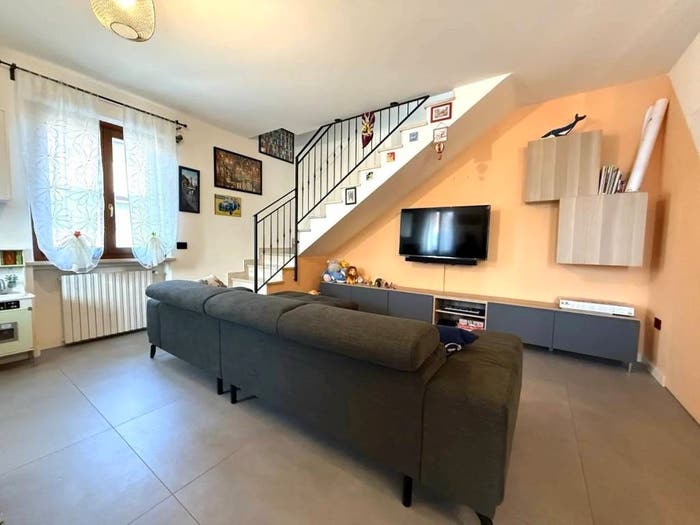 Appartamento trilocale in vendita in Centro, Valeggio sul Mincio