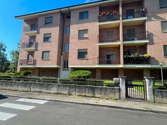 Appartamento quadrilocale in vendita in Via Pio La Torre, Corso Alba Variglie, Asti