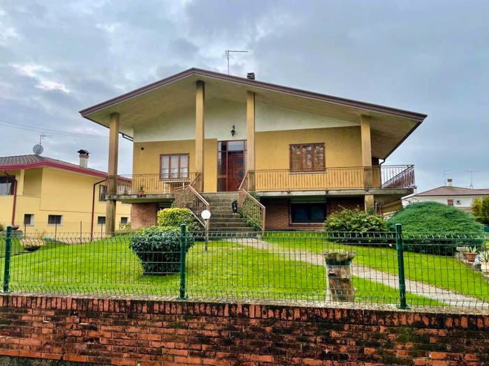 Casa con 5 locali in vendita in Morsano, Morsano al Tagliamento