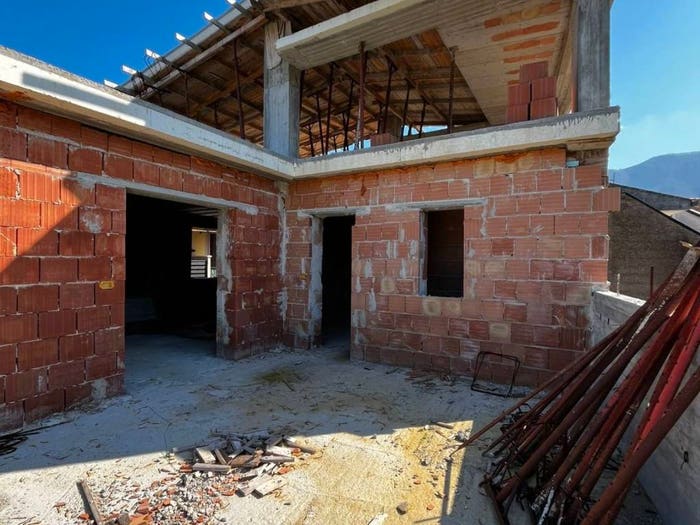 Casa con 6 locali in vendita in Via Francesco Bruno, San Pietro, Montoro