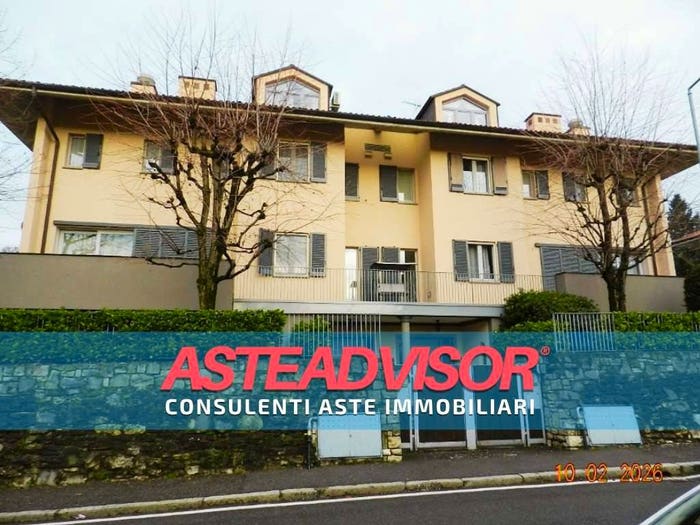 Casa con 6 locali in vendita in Via Tommaso Edison, Valtesse, Bergamo