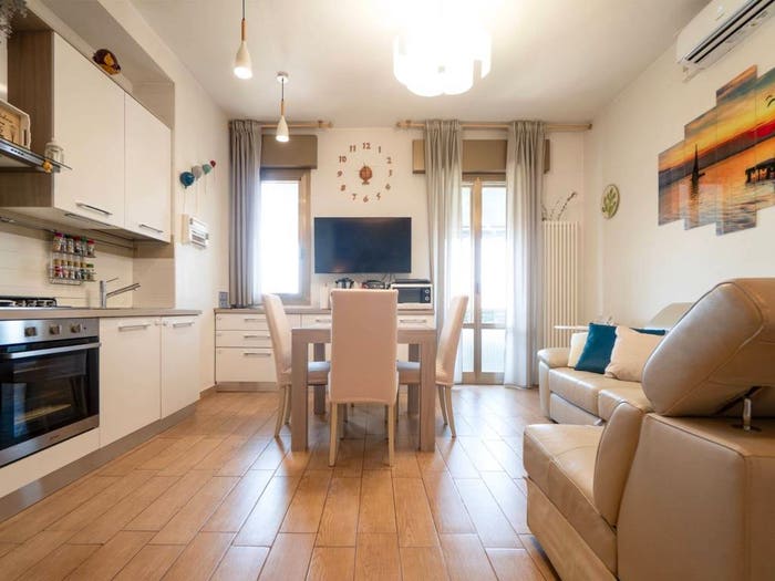 Appartamento trilocale in vendita in Via della Croce Coperta, Corticella, Bologna