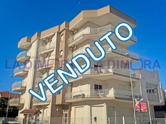 Appartamento con 5 locali in vendita in Via Ludovico Ariosto, Aversa