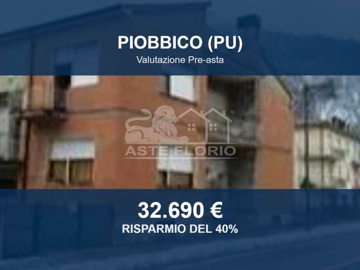 Appartamento con 6 locali in vendita in Via Dante Alighieri, Centro, Piobbico