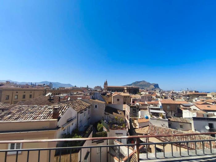Appartamento quadrilocale in vendita in Piazzetta Santa Sofia, Castellammare, Palermo