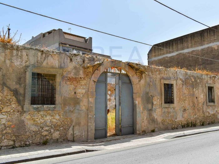 Casa quadrilocale in vendita in Via Tommaso Fazello, Centro, Noto