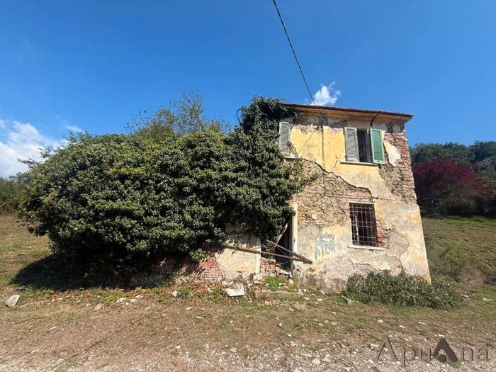 Casa trilocale in vendita in Via della Lucertola, Perticata Bonascola Nazzano, Carrara