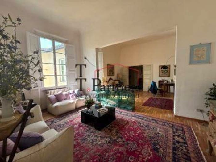 Appartamento con 6 locali in vendita in Borgo degli Albizi, Duomo, Firenze
