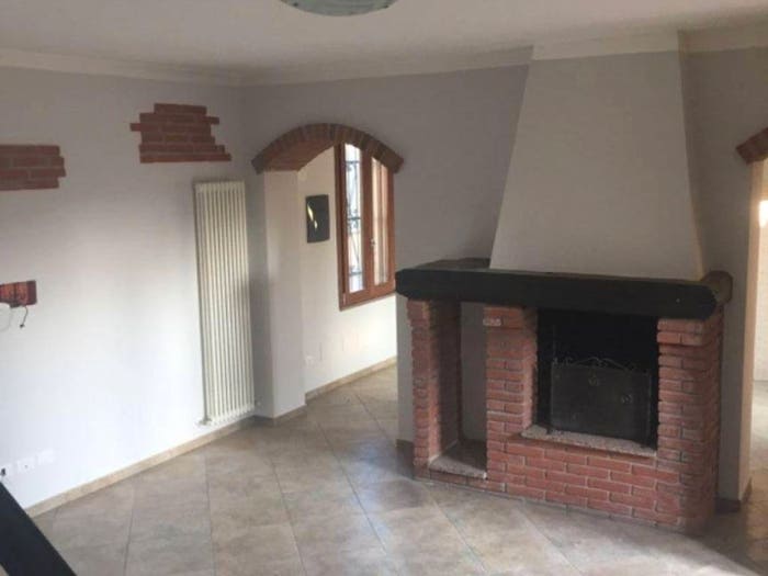 Casa quadrilocale in vendita in Via Roma, Bastida Pancarana
