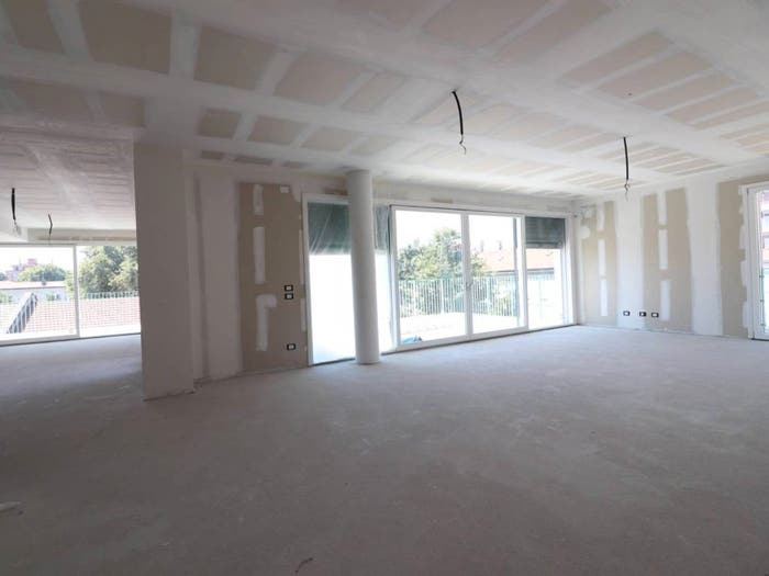 Casa con 5 locali in vendita in Corso Settembre, Frati, Busto Arsizio