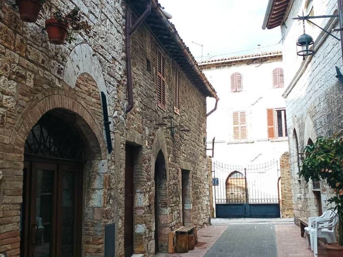 Casa quadrilocale in vendita in Via Monte Cavallo, Centro Storico, Assisi