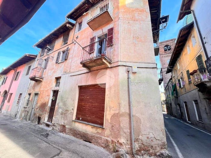 Casa con 6 locali in vendita in Via Giuseppe Mazzini, Centro, Gassino Torinese