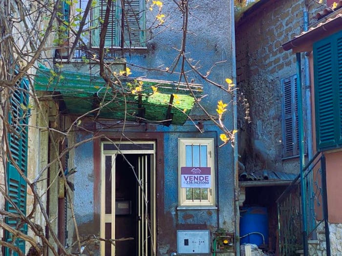Appartamento trilocale in vendita in Via del Passeggio, Centro, Forano