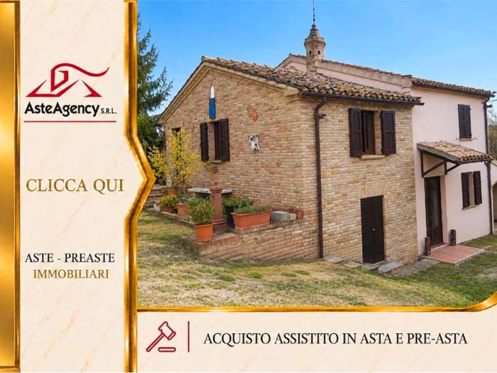 Casa con 6 locali in vendita in Contrada Ville, Castelleone di Suasa