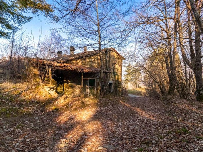 Casa con 6 locali in vendita in Strada Ariolla, Ariolla, Neviano degli Arduini