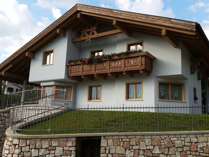 Casa con 6 locali in vendita in Via Trento, Centro, Folgaria