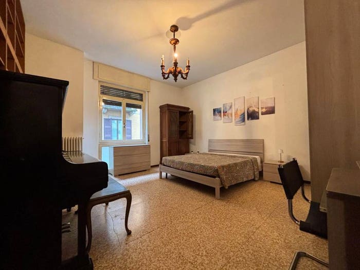 Appartamento trilocale in vendita in Via Francesco Anzani, Borghi, Como
