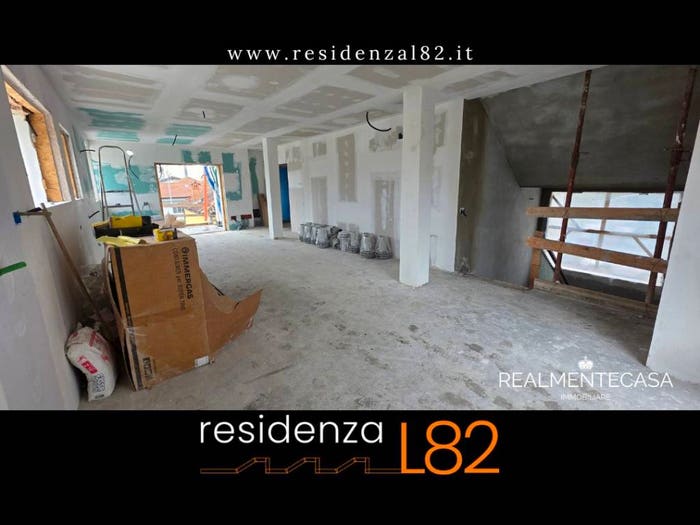 Appartamento con 5 locali in vendita in Via Legnano, Abbiategrasso