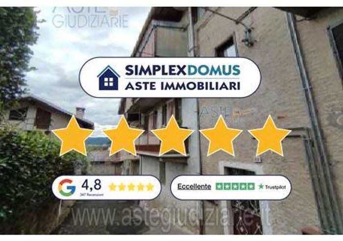 Appartamento con 6 locali in vendita in Via Sant'Anna, Centro, Borgosesia