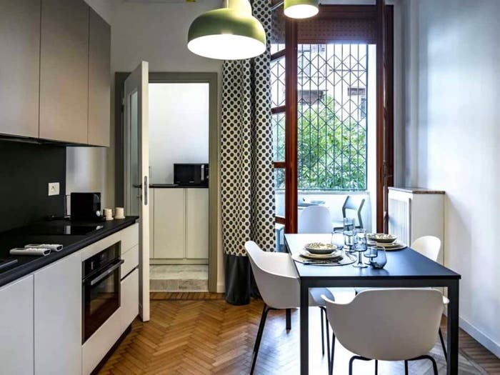 Appartamento bilocale in affitto in Via Camillo Hajech, Plebisciti Susa, Milano