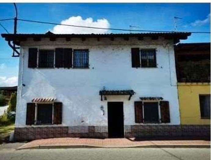 Appartamento con 6 locali in vendita in Via vittorio emanuele ii vinzaglio no italia, Torrione, Vinzaglio