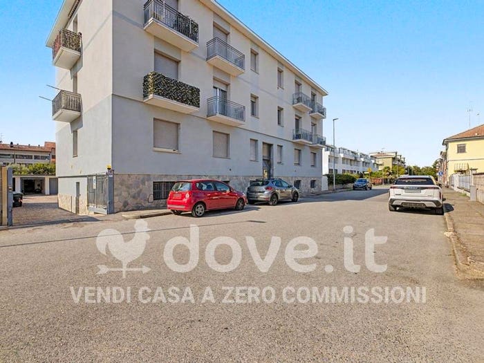 Appartamento trilocale in vendita in Strada Privata Pastorini, Sant'Agabio, Novara