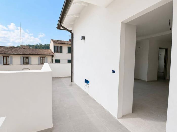 Appartamento quadrilocale in vendita in Via Livornese, Centro, Lastra a Signa