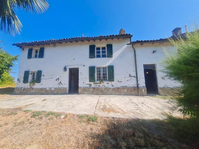 Casa quadrilocale in vendita in Località Squarnazzole, Montalto Pavese