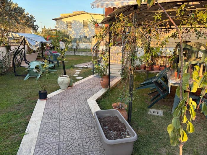 Casa con 5 locali in vendita in Via Achemenide, Torre Angela, Roma