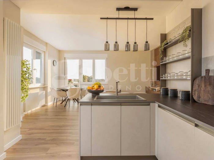 Appartamento con 5 locali in vendita in Via Giovanni Francesco Fortunio, San Gregorio Villanova, Pordenone
