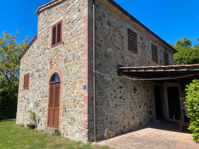 Casa con 6 locali in vendita in Roccastrada