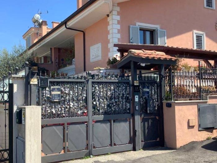 Casa con 6 locali in vendita in Via Vallepietra, Setteville Nord, Guidonia Montecelio