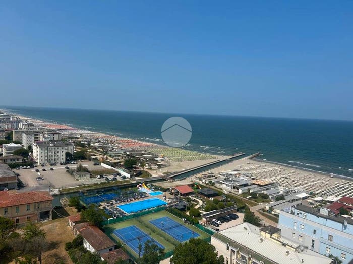 Appartamento trilocale in vendita in Viale Forlì, Milano Marittima, Cervia