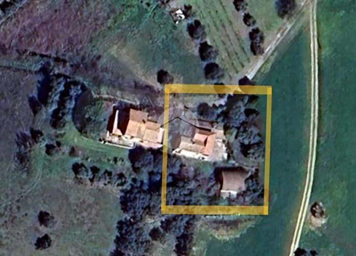 Casa quadrilocale in vendita in Contrada Forchetta, Mosciano Sant'Angelo