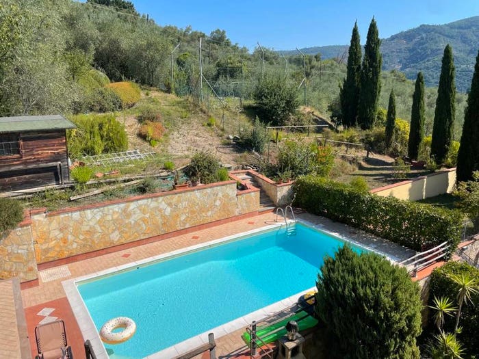 Casa con 6 locali in vendita in Via delle Cave, Centro, Pescia