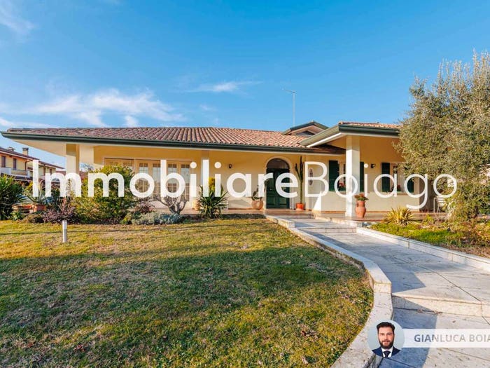 Casa con 6 locali in vendita in Via Maso, Castagnole, Paese