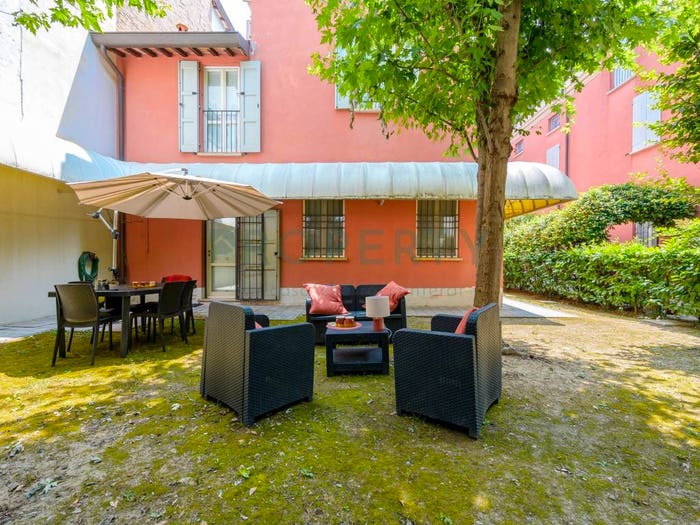 Casa quadrilocale in vendita in Via Andrea Costa, Centro Storico, Carpi