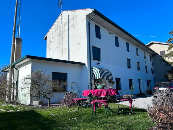 Casa con 6 locali in vendita in Via Fontana, Gruaro