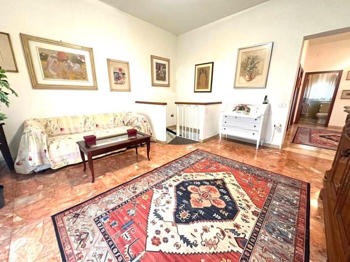 Appartamento con 5 locali in vendita in Piazza A Toscanini, Masini XX Settembre, Empoli