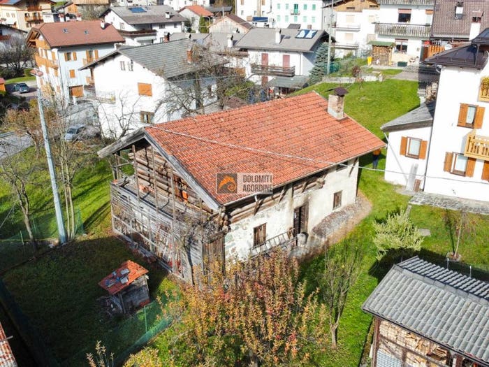Casa con 5 locali in vendita in Località Torsas, La Valle Agordina