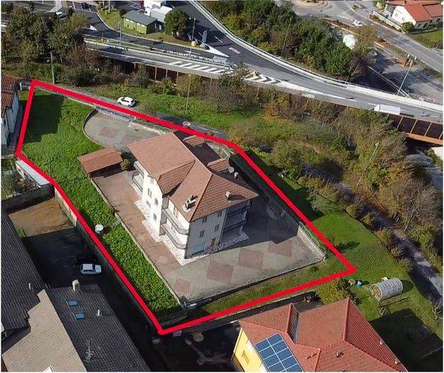 Casa con 6 locali in vendita in Via Carpeneto, Centro, Carcare