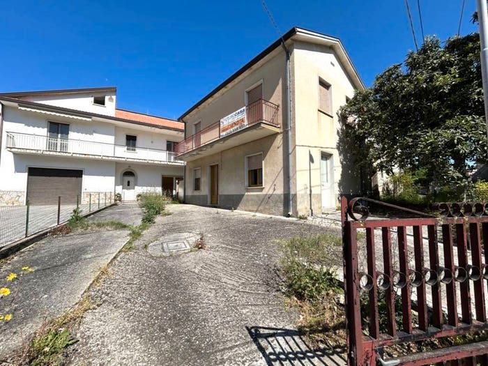 Casa quadrilocale in vendita in Via Monte Concezione, Mirabella Eclano