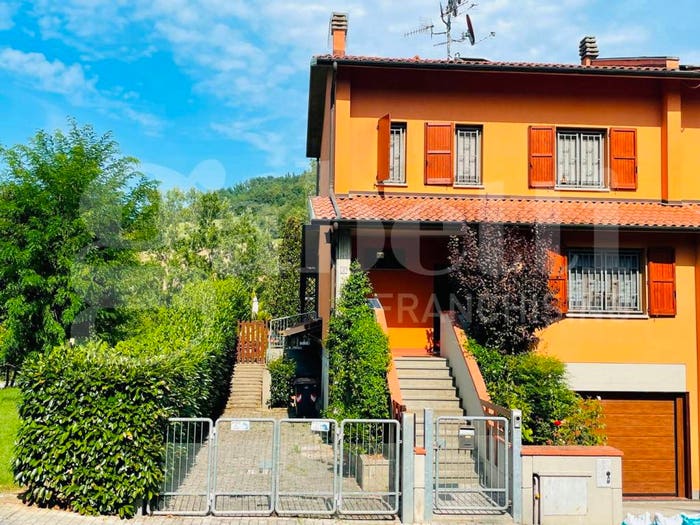 Casa con 6 locali in vendita in Via Spinelli, Monte San Giovanni, Monte San Pietro