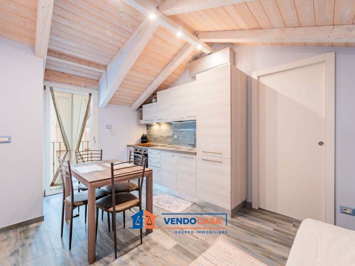 Appartamento bilocale in vendita in Vico Sant'Eulalia, Centro, Albenga