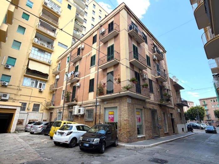 Appartamento trilocale in vendita in Via F Saverio Altamura, Via della Repubblica Piazza San Francesco, Foggia