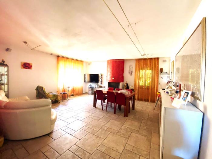 Casa con 5 locali in vendita in San Antonio Abate, Tufillo